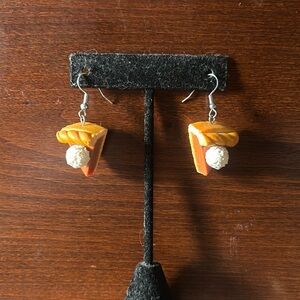 Pumpkin pie earrings
